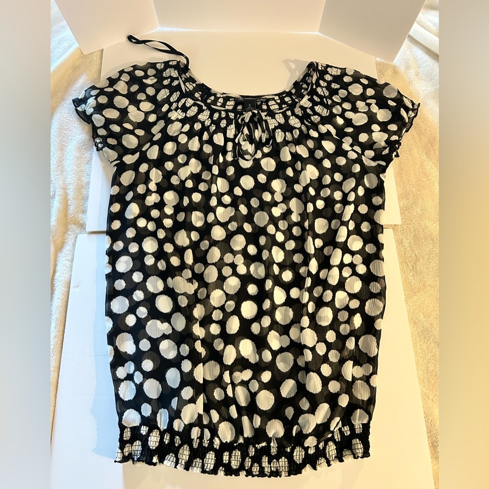 INC polka dot top size 8 never worn